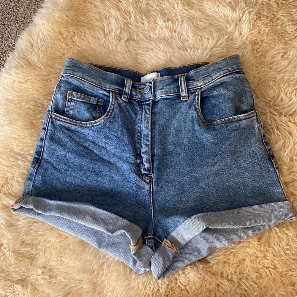 Aritzia Wilfred high waist Jean short